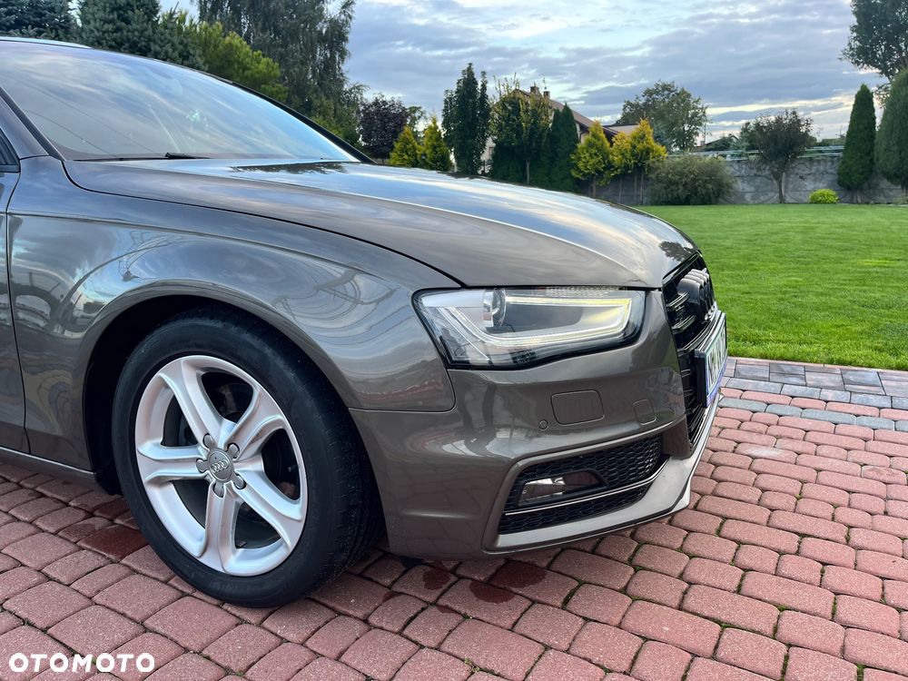 Audi A4 Avant 2.0 TDI ultra DPF Attraction - 9