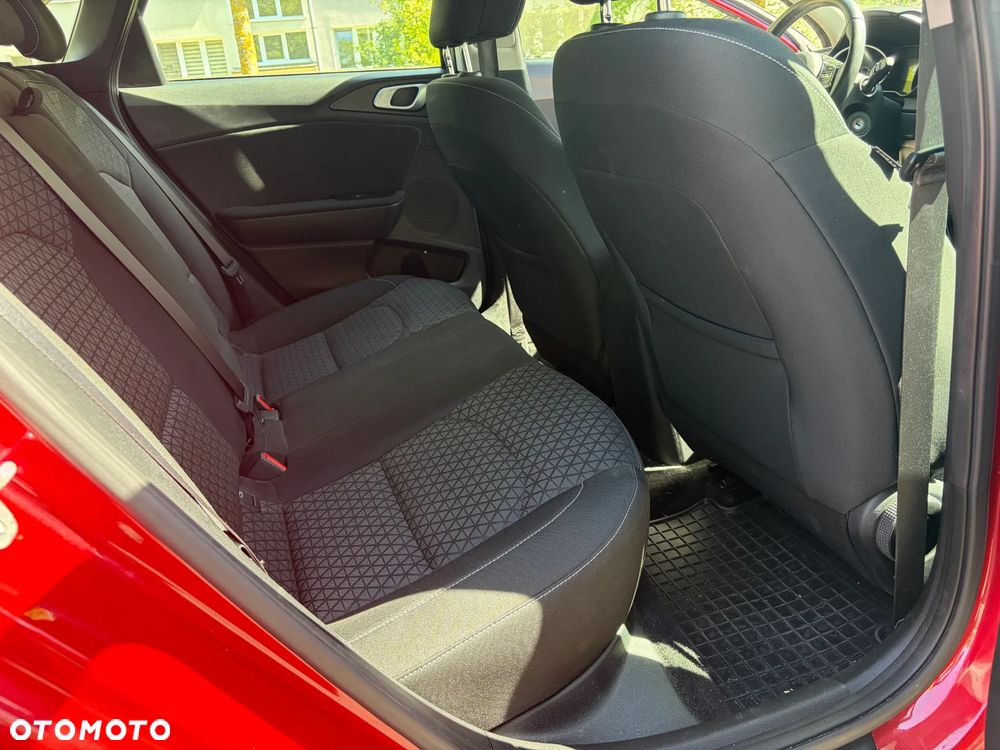 Kia Ceed 1.4 T-GDI M - 13