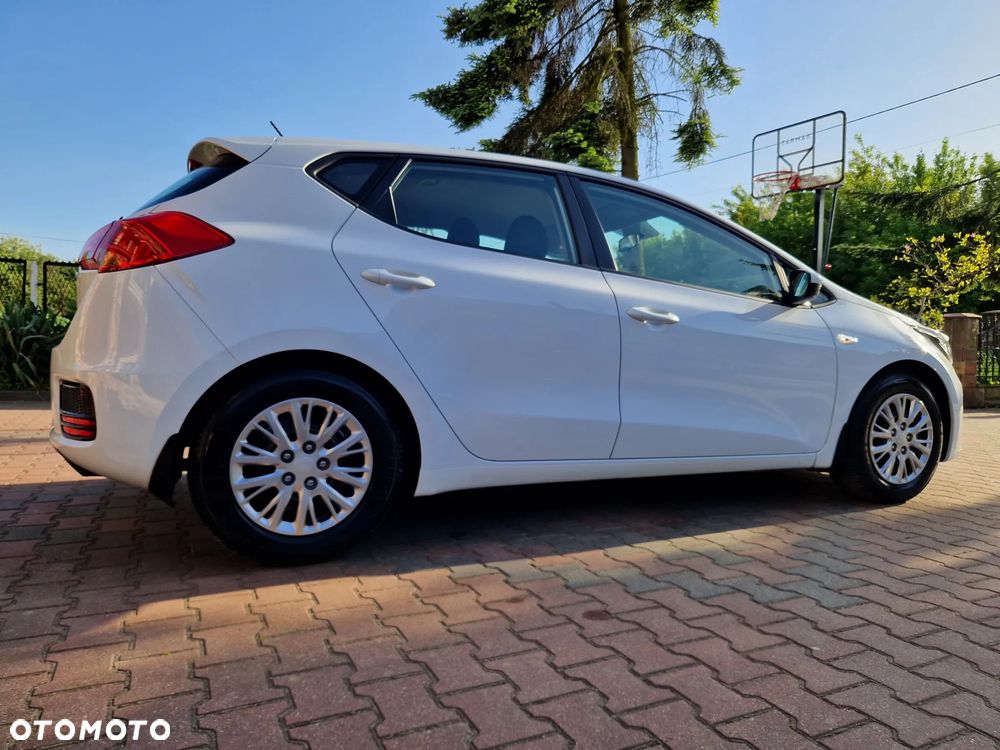 Kia Ceed 1.4 S - 11
