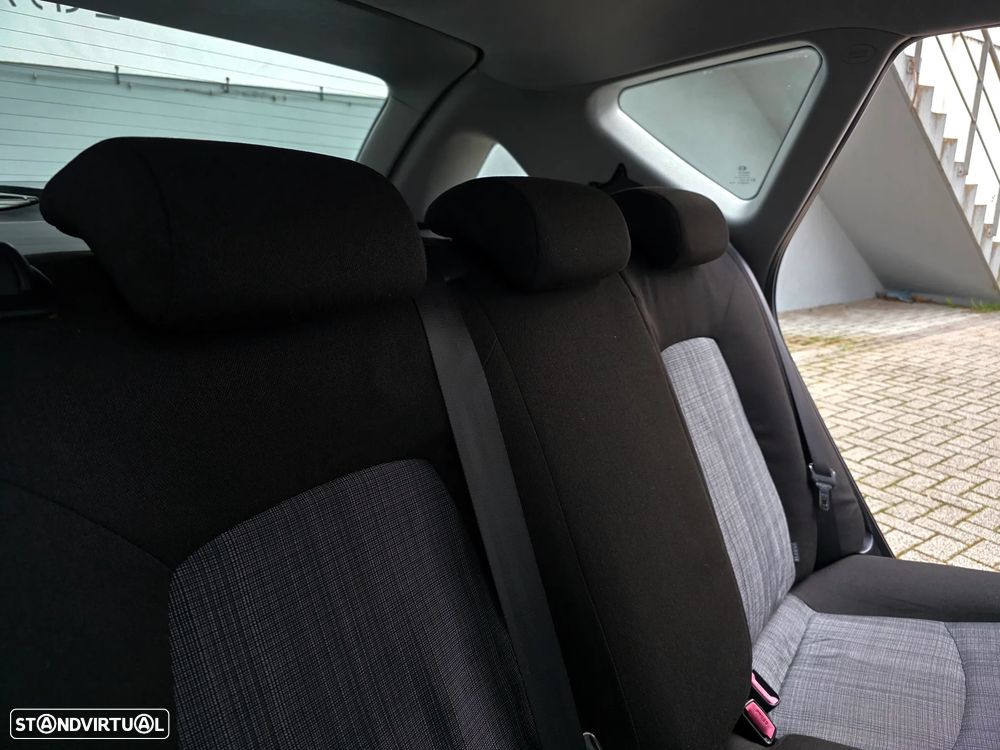 Kia Ceed SW 1.4 CVVT LX ISG - 54