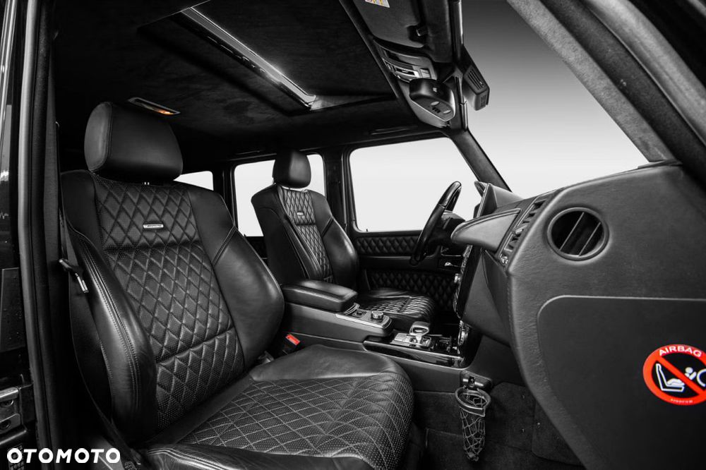 Mercedes-Benz Klasa G 63 AMG L - 12