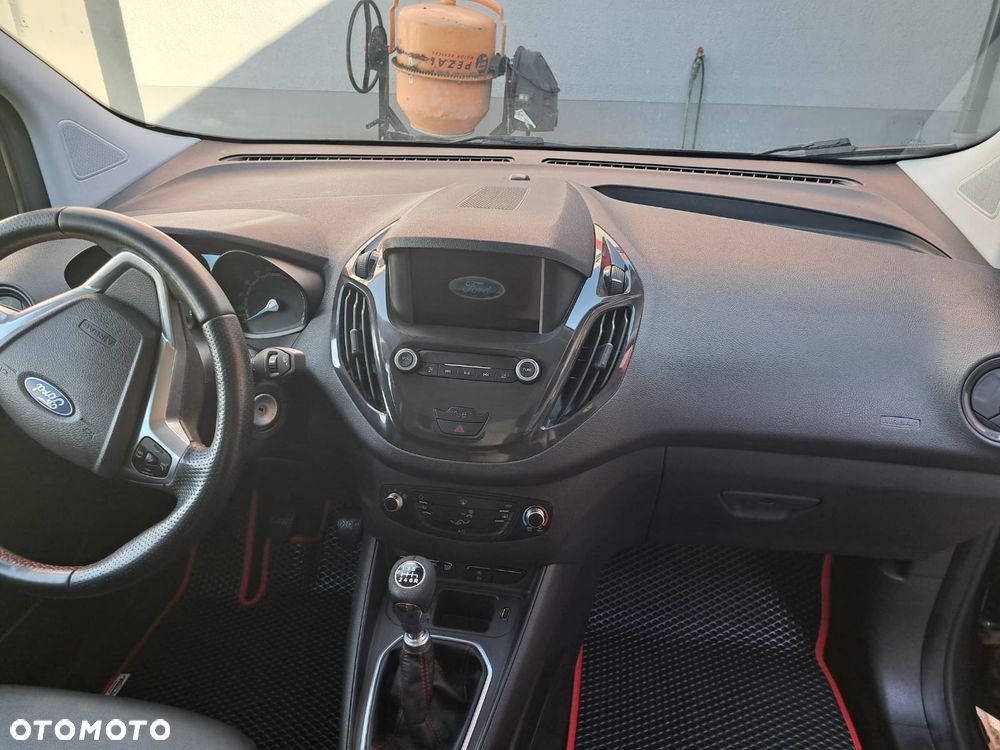 Ford Courier - 18