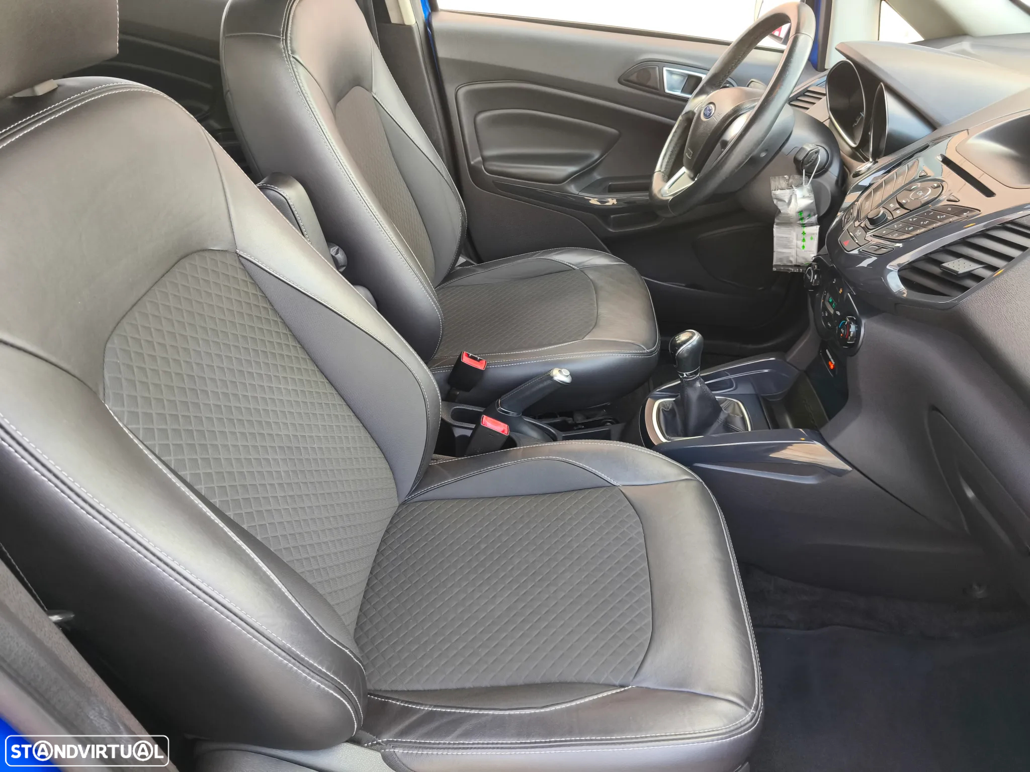 Ford EcoSport 1.0 STCi Limited Edition - 14