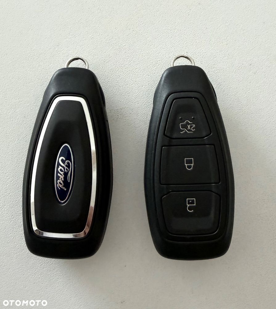 Ford Focus SW - 20