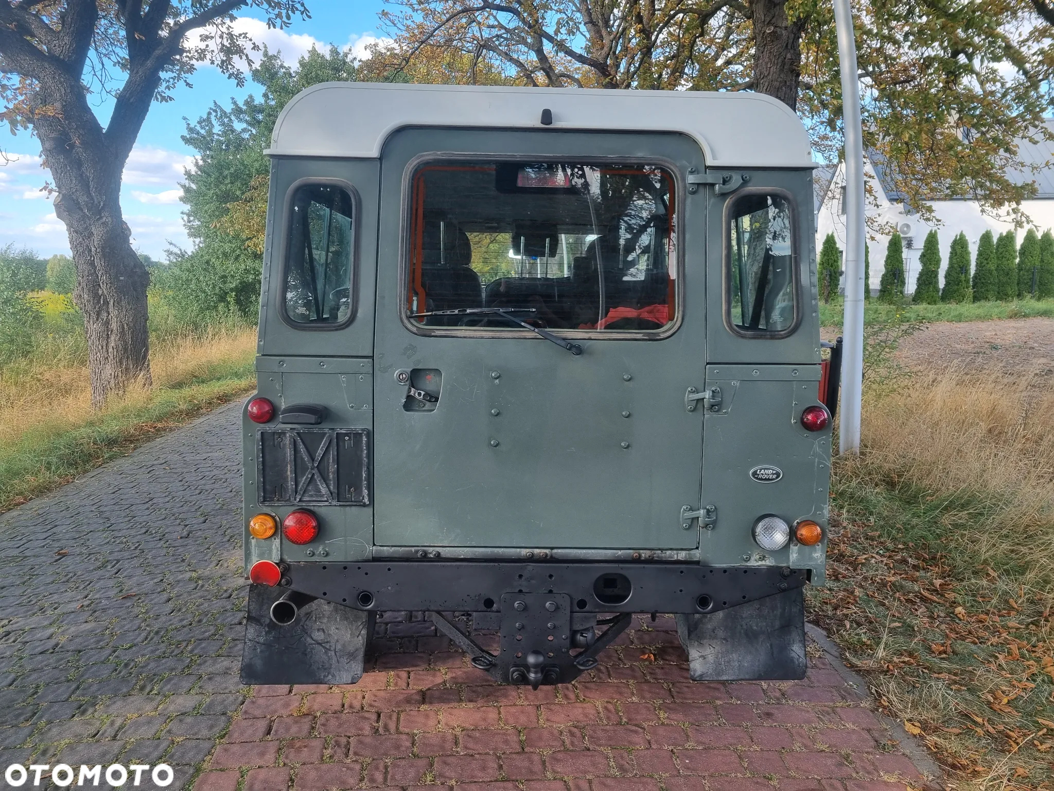 Land Rover Defender - 23