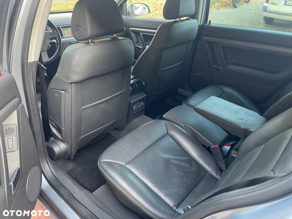 Opel Signum 1.9 CDTI Sport - 24