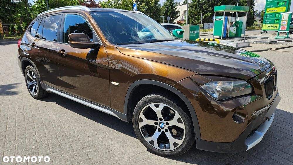 BMW X1 sDrive18i - 1