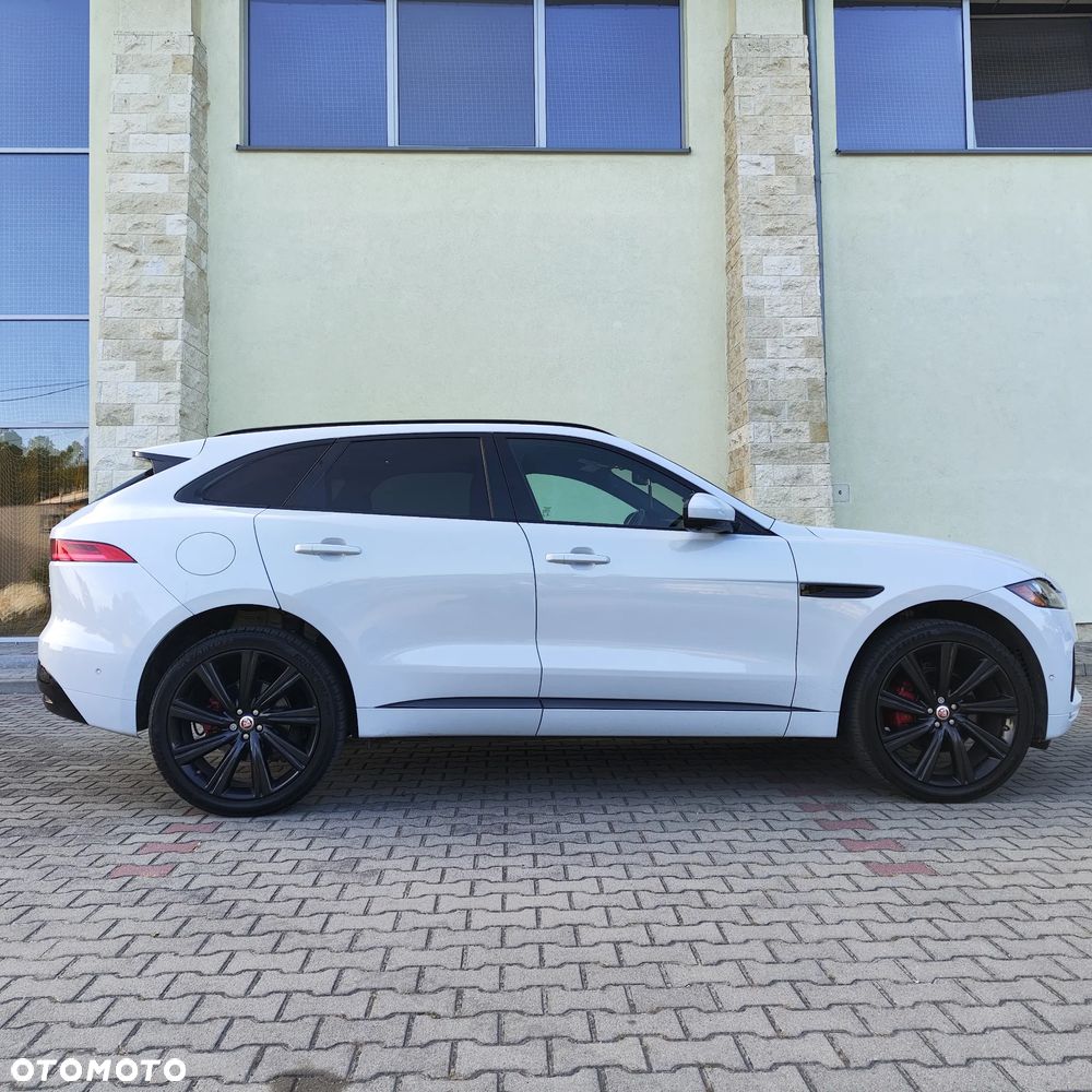 Jaguar F-Pace S AWD - 10