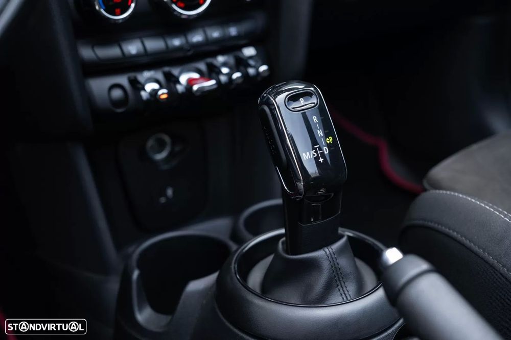MINI Cabrio Cooper Premium Plus JCW Auto - 23