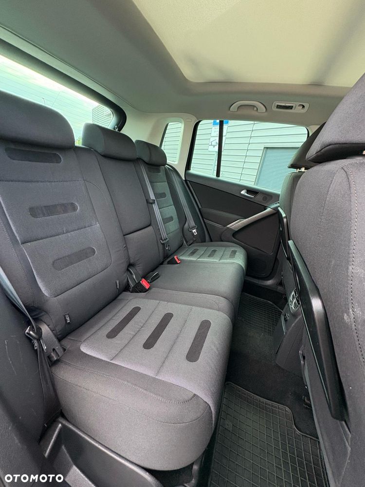 Volkswagen Tiguan - 10