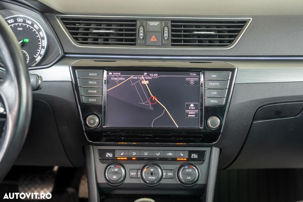 Skoda Superb 2.0 TDI DSG Active - 20