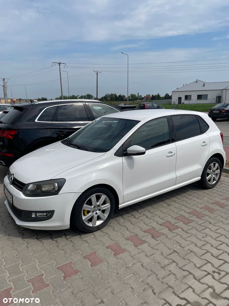 Volkswagen Polo - 2