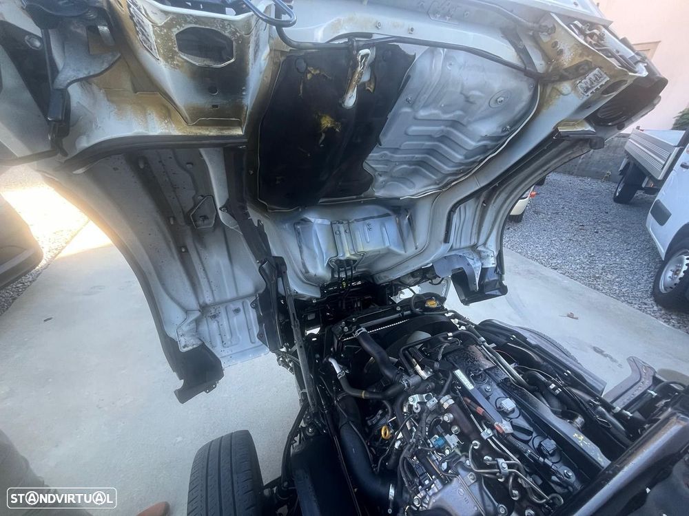 Toyota Dyna C/Frio - 17