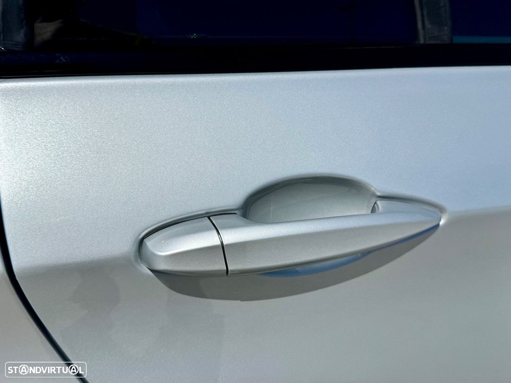BMW 218 Gran Tourer d 7L Line Sport Auto - 30