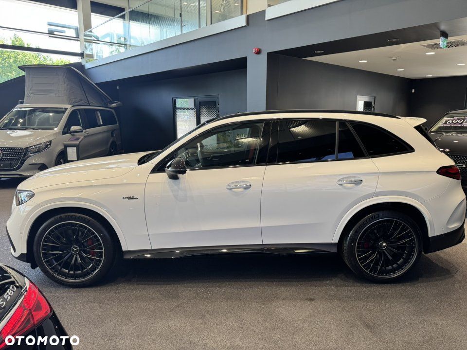 Mercedes-Benz GLC - 9
