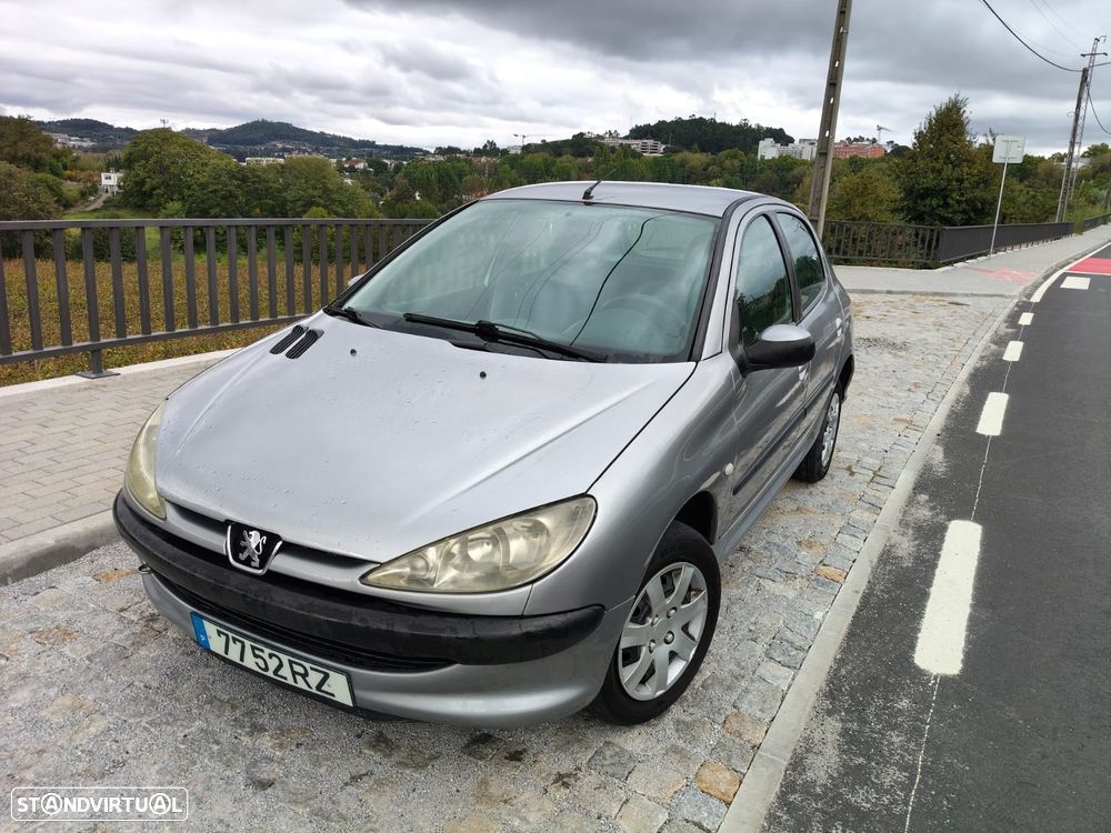 Peugeot 206