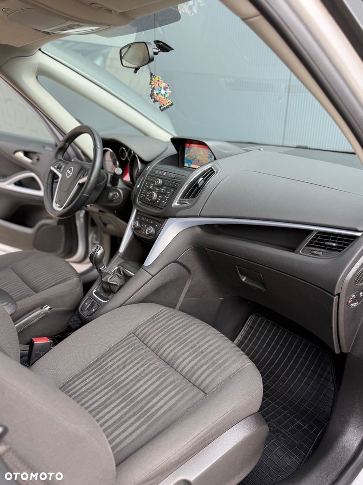 Opel Zafira Tourer 1.4 Turbo Business Innovation - 18