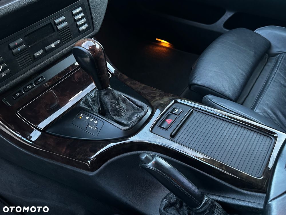BMW X5 3.0 i - 15