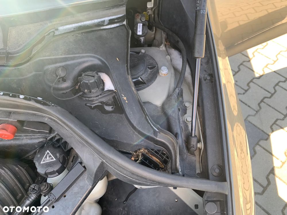 BMW Seria 2 220d Advantage - 8