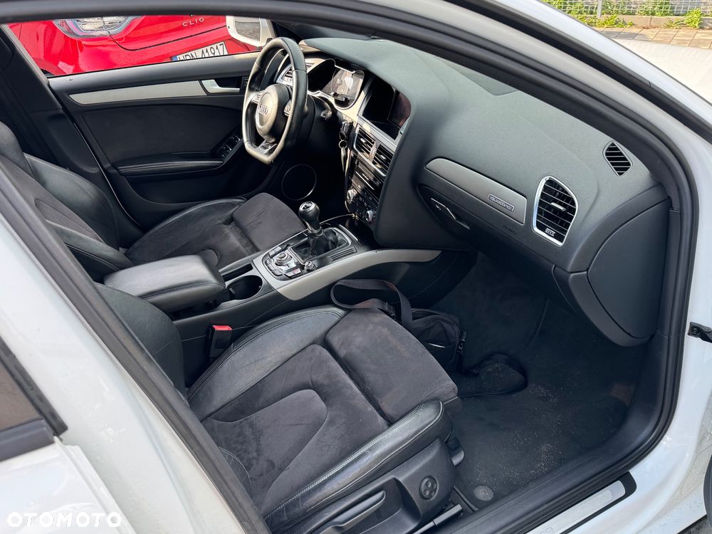 Audi A4 Allroad 2.0 TDI Quattro - 31
