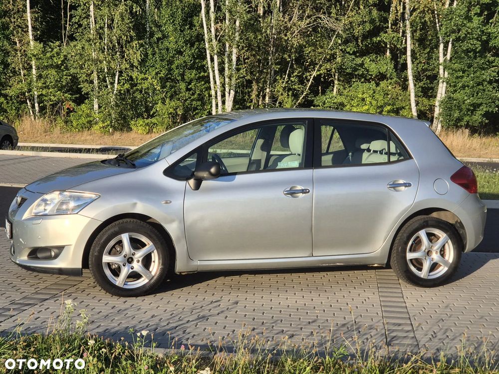 Toyota Auris 1.6 VVT-i Prestige MM - 11