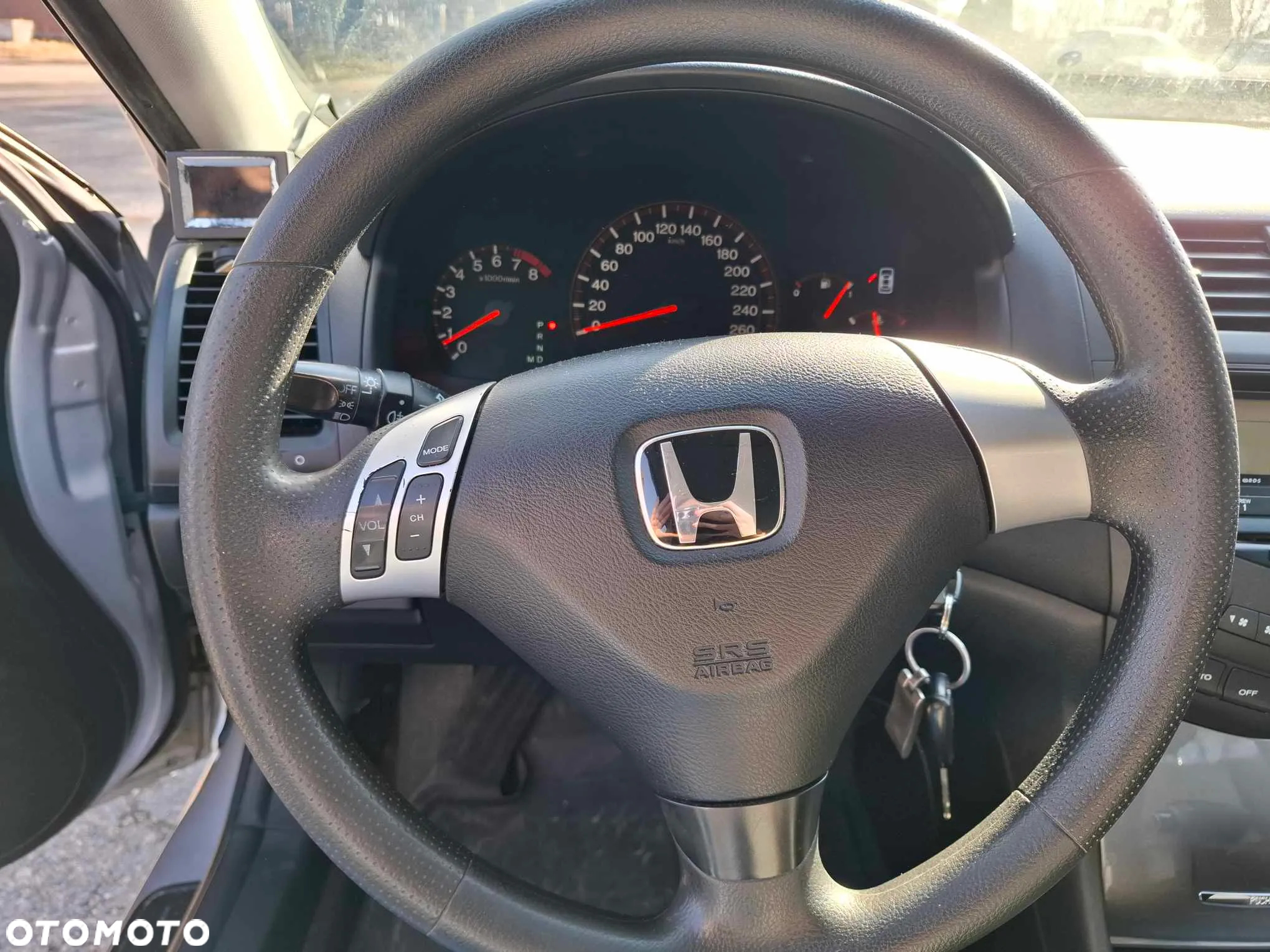 Honda Accord 2.0 Comfort - 11