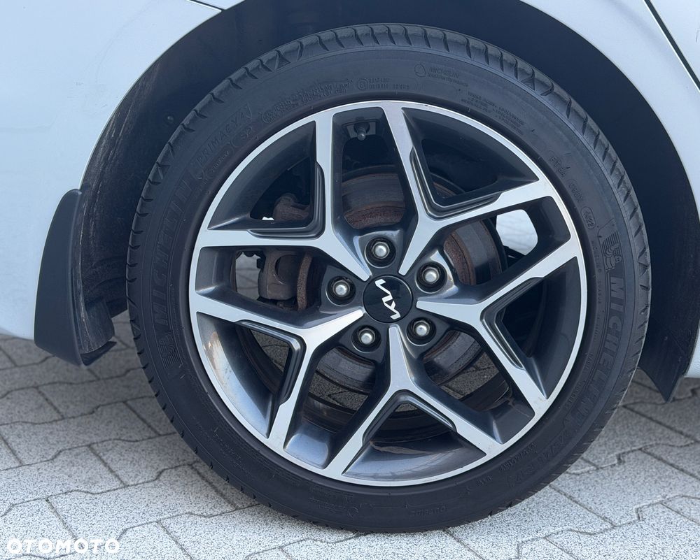 Kia Ceed 1.5 T-GDI L Business Line Plus DCT - 36