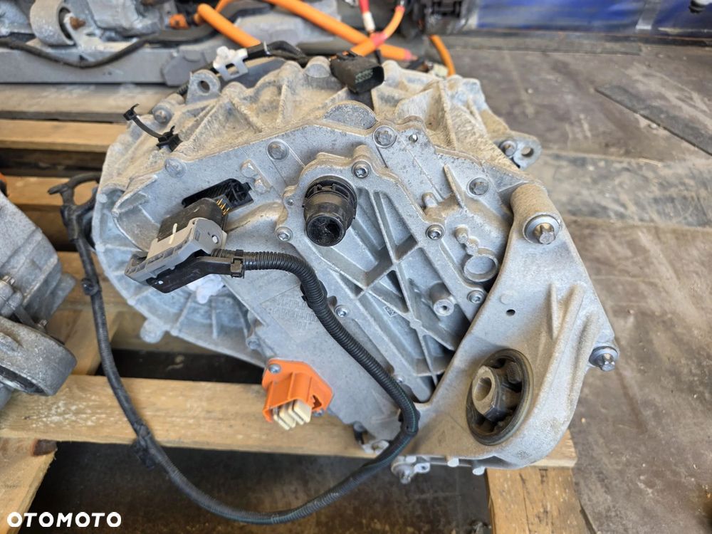 SILNIK ELEKTRYCZNY PRZEDNI TESLA 3 3D3 1120960DEJ - 3