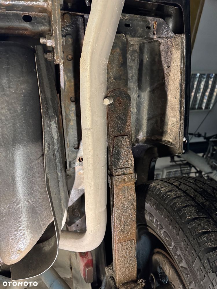 Jeep Cherokee 4.0 Limited - 36