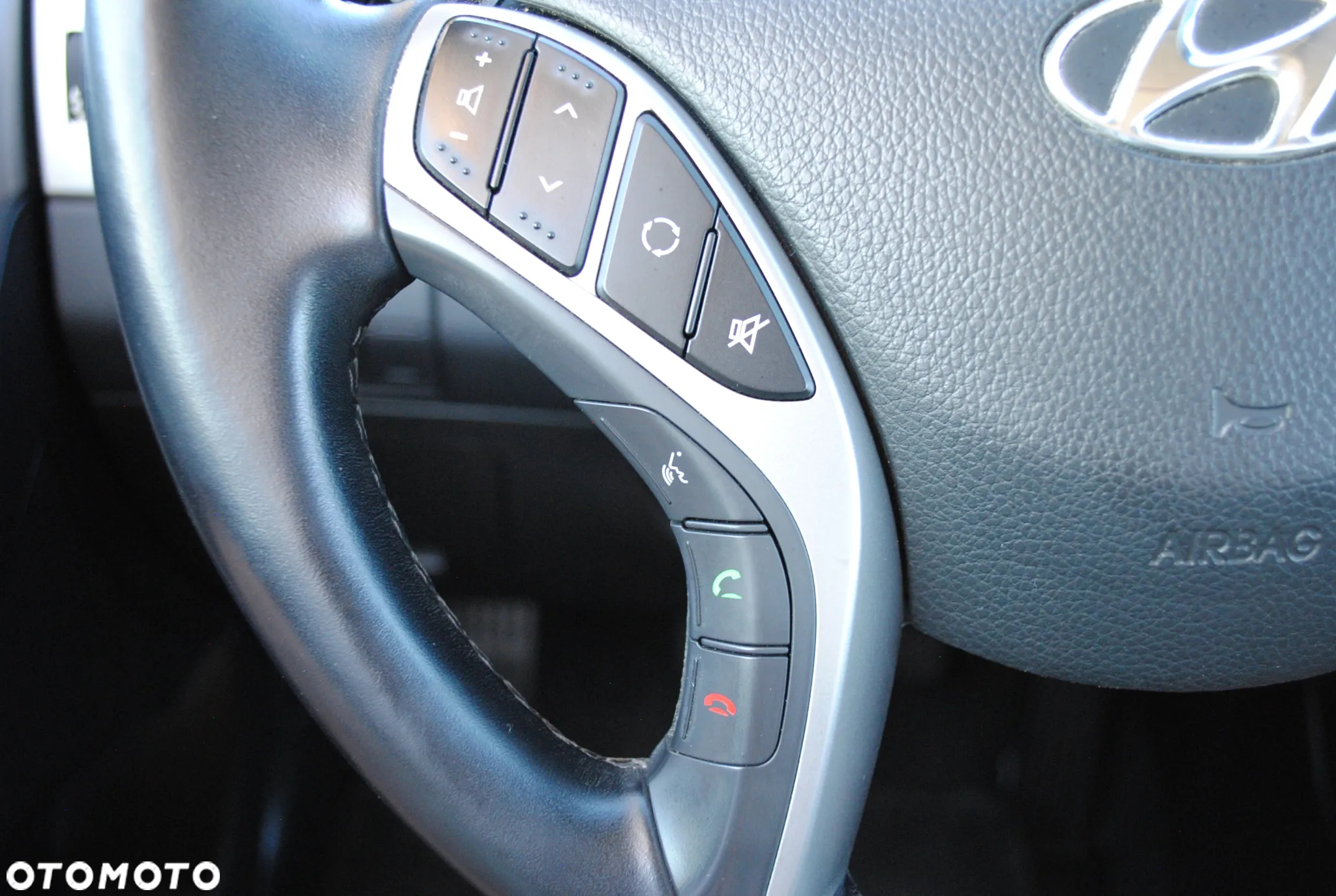 Hyundai i30 1.6 D Premium - 13