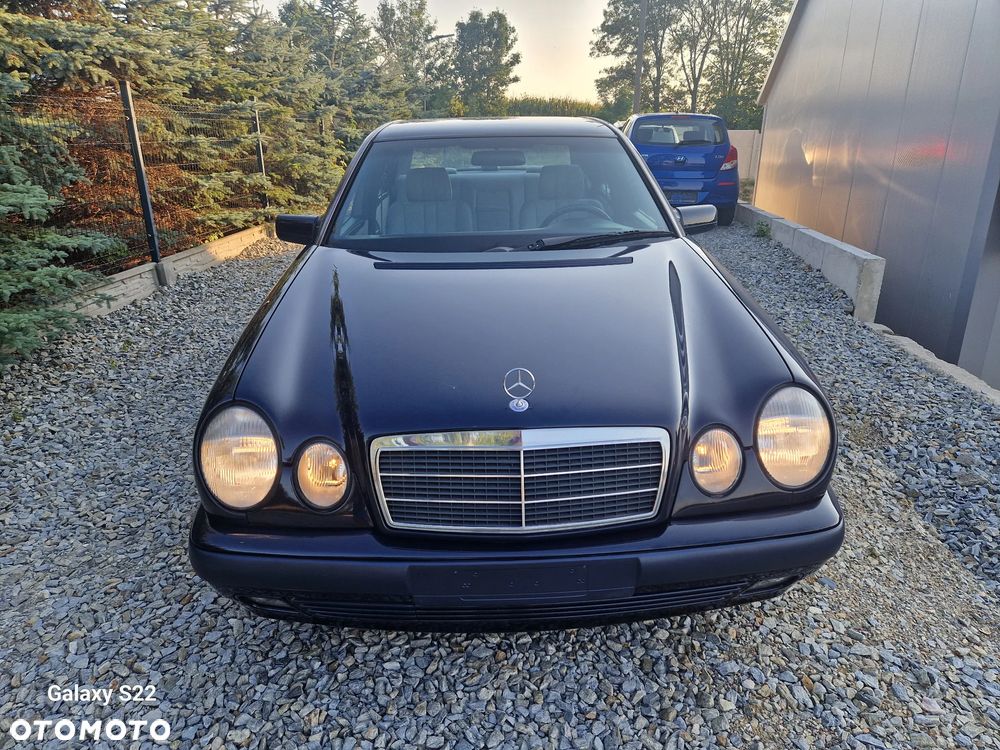 Mercedes-Benz Klasa E - 4