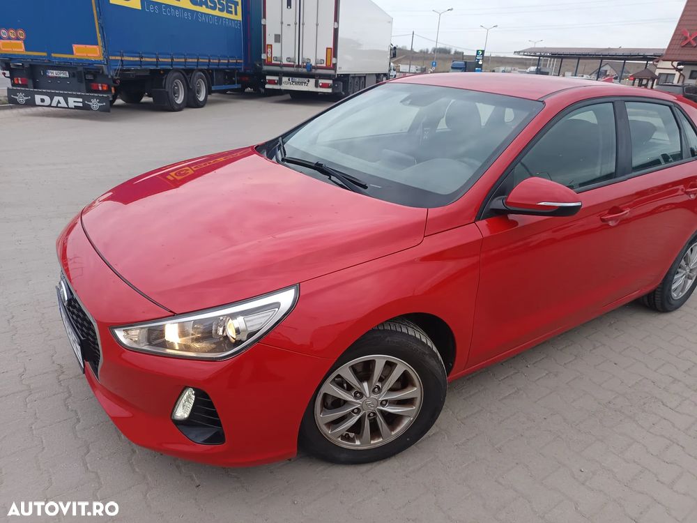 Hyundai i30 blue 1.6 CRDi Style - 4