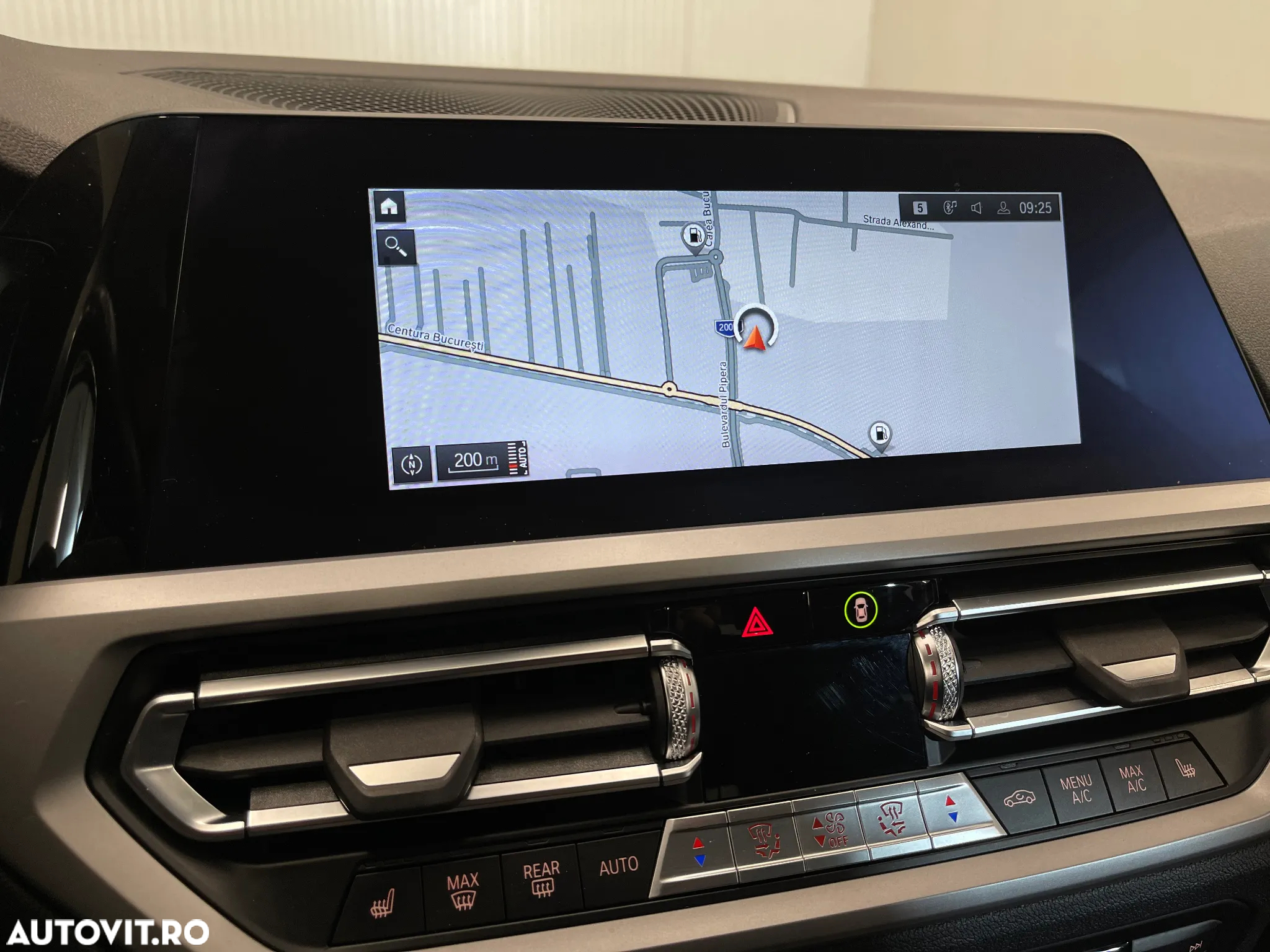 BMW Seria 3 318d AT MHEV - 15
