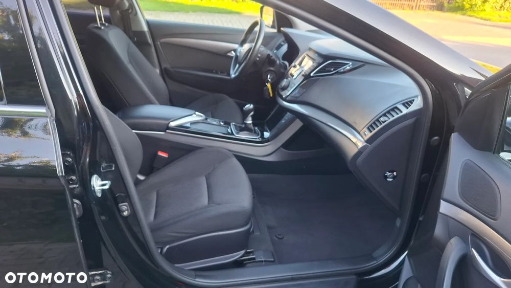 Hyundai i40 Kombi blue 1.6 Family+ - 5