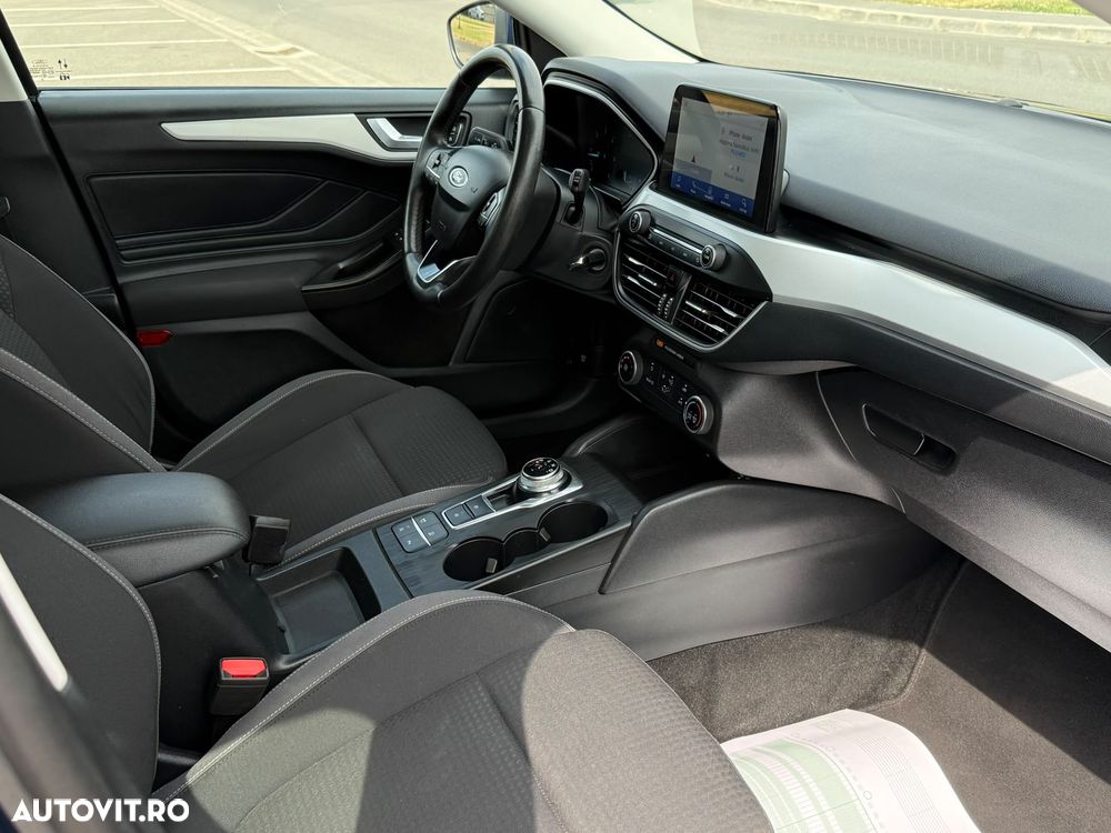 Ford Focus - 18