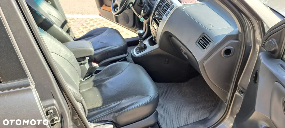 Hyundai Tucson 2.0 CRDi Premium 2WD - 11