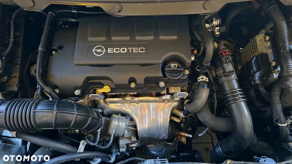 Opel Zafira Tourer 1.4 Turbo Edition - 20