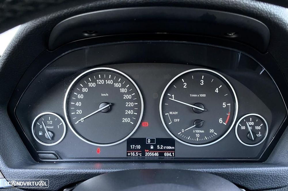 BMW 320 d EfficientDynamics Line Modern - 28