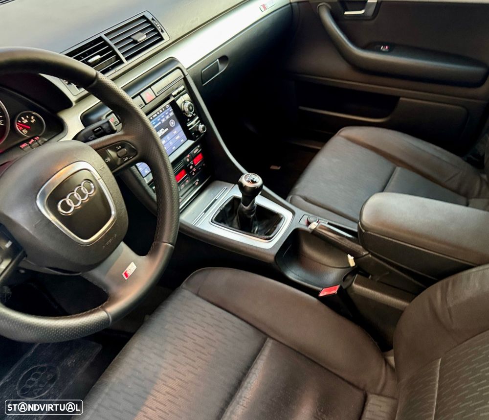 Audi A4 Avant 2.0 TDi S-line - 12