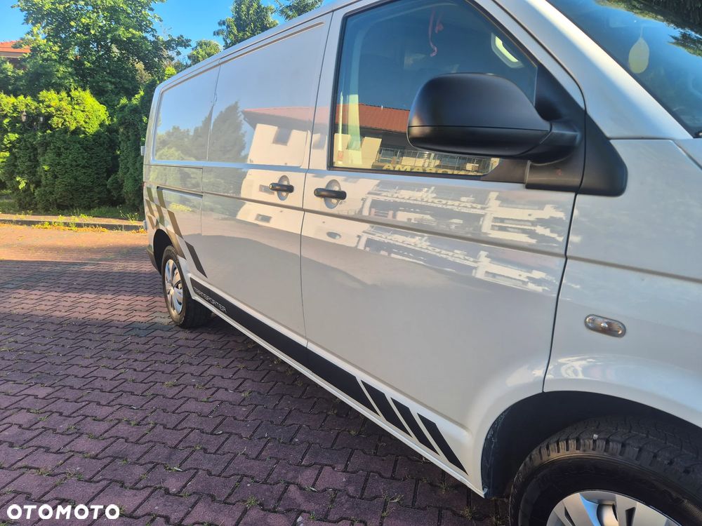 Volkswagen T5 - 10