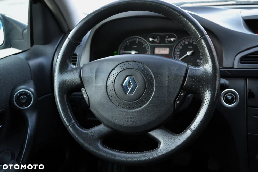 Renault Laguna 2.2 dCi FAP Privilege Plus - 19