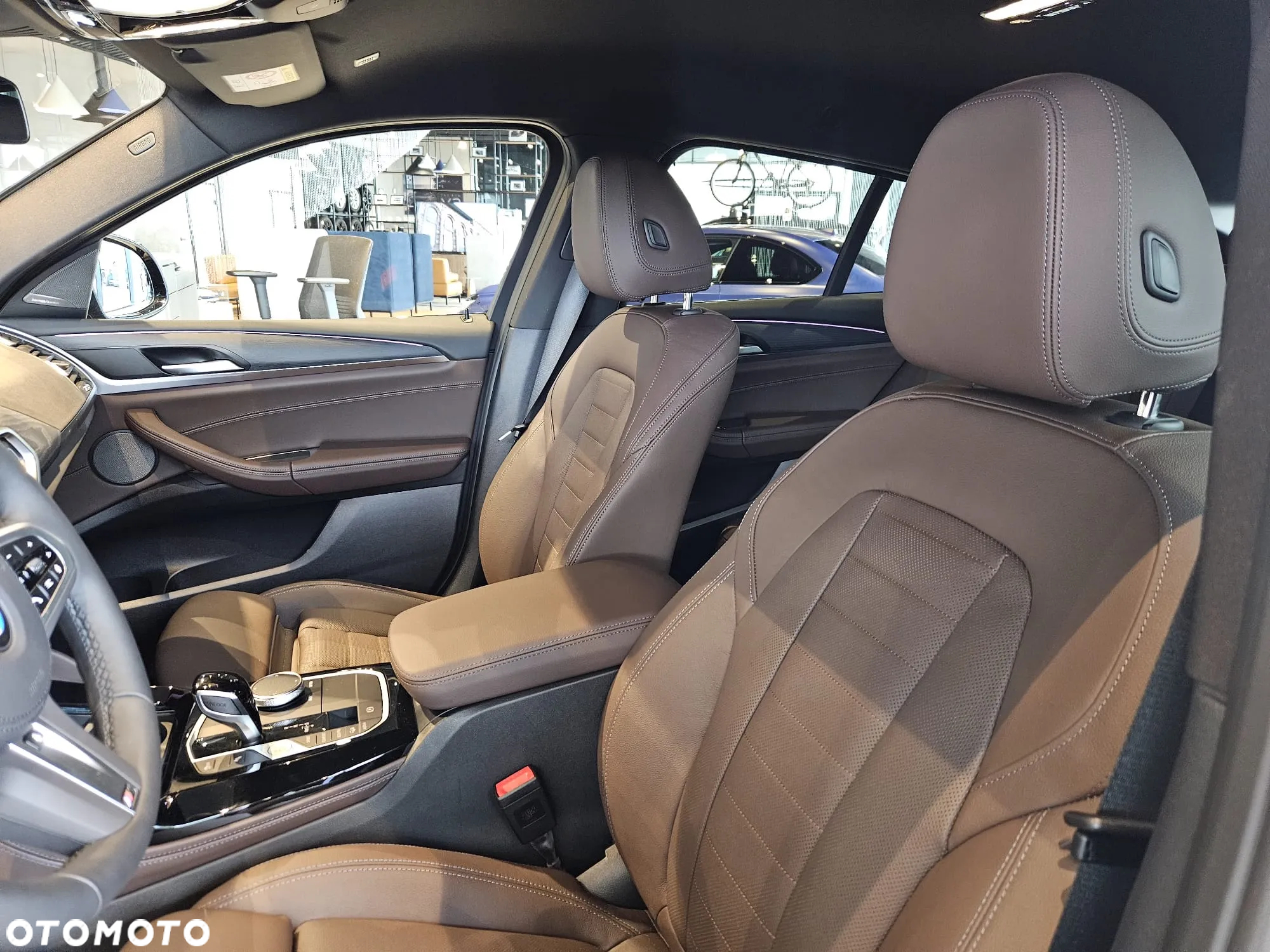 BMW X4 xDrive20i - 16