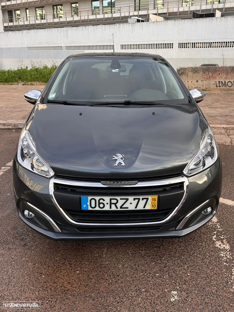 Peugeot 208 1.6 BlueHDi Style - 1