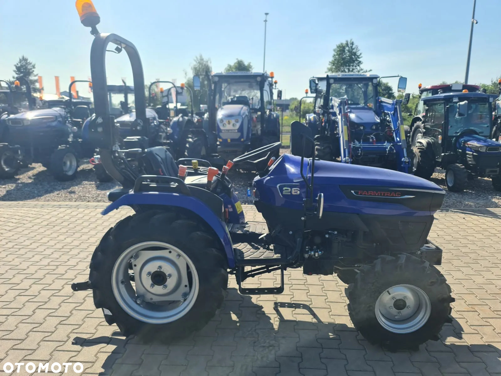Farmtrac 26 4WD - 7