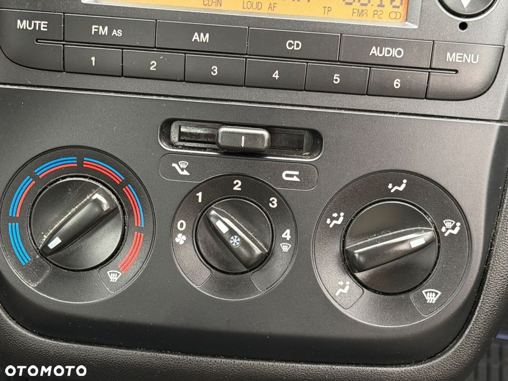 Fiat Linea 1.4 Active - 13