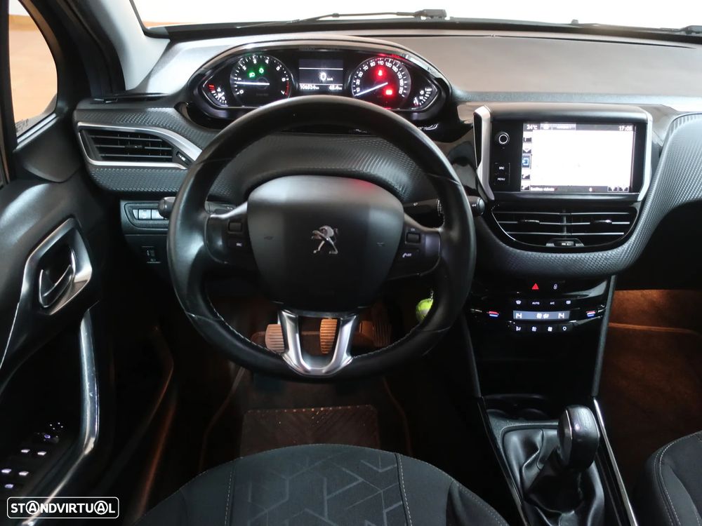 Peugeot 2008 1.2 VTi Allure - 20