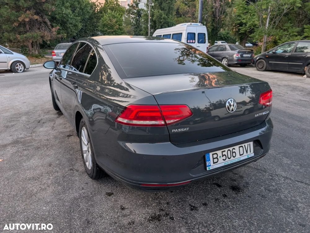 Volkswagen Passat - 6