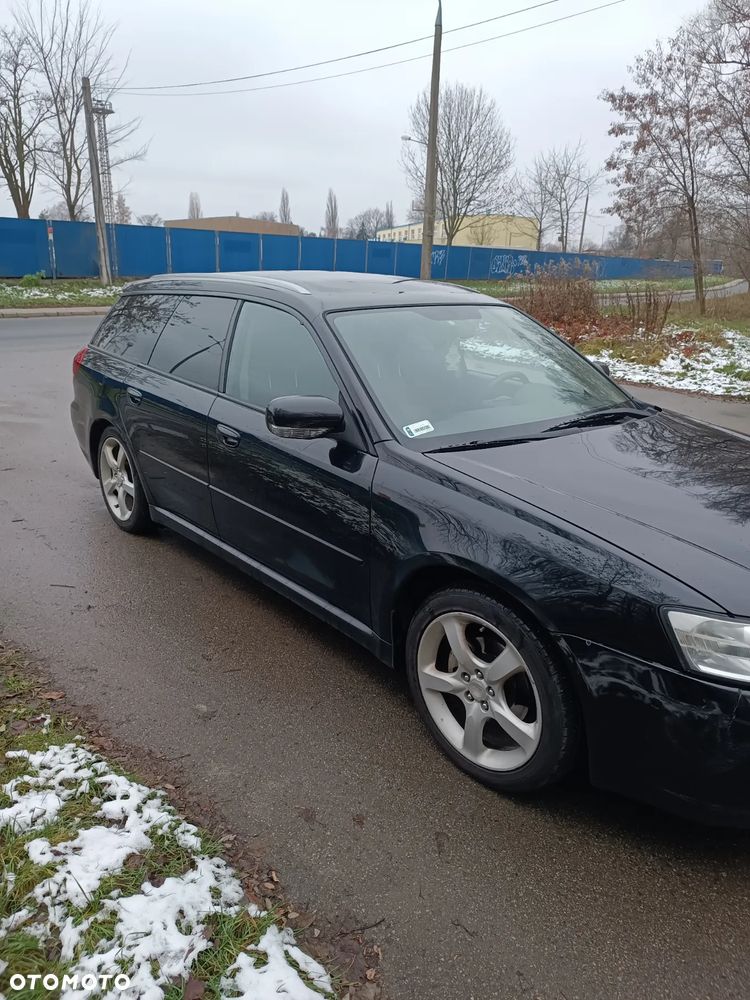 Subaru Legacy - 35