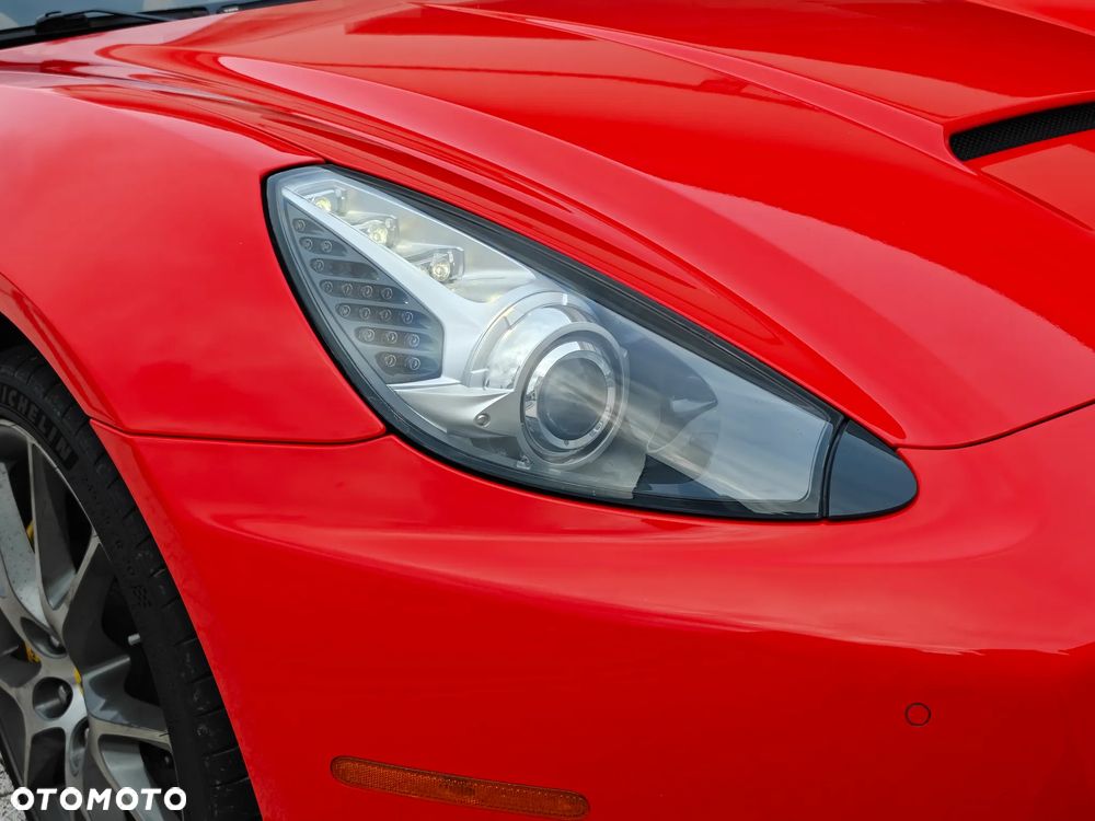 Ferrari California F1 - 19
