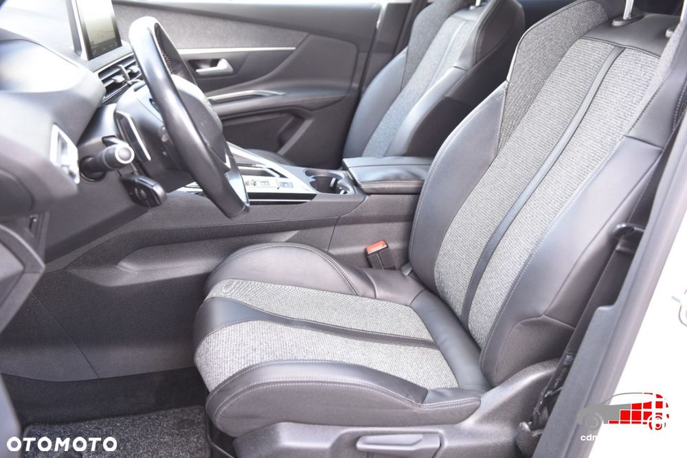 Peugeot 3008 - 17